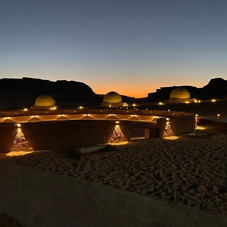 Wadi Rum Oscar Camp エクステリア 写真