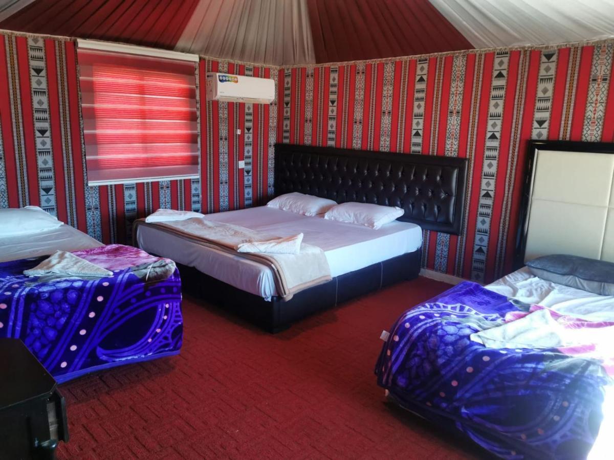 Wadi Rum Oscar Camp エクステリア 写真