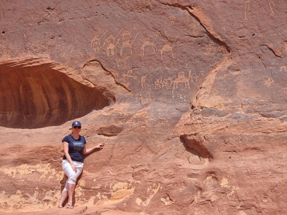 Wadi Rum Oscar Camp エクステリア 写真