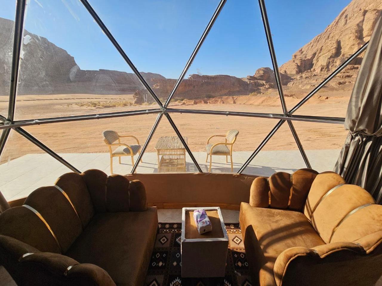 Wadi Rum Oscar Camp エクステリア 写真