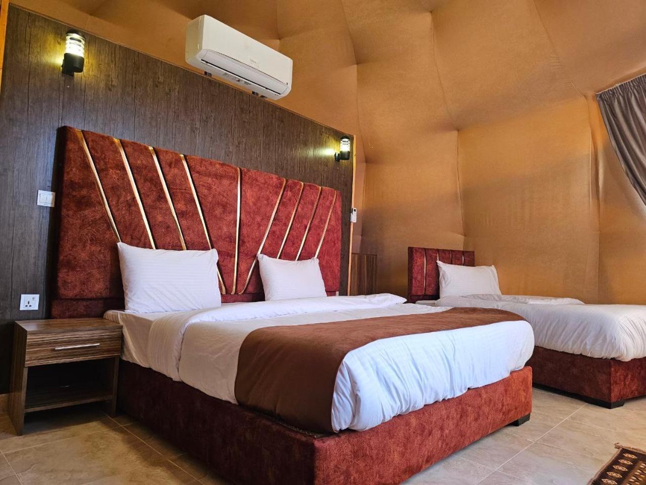 Wadi Rum Oscar Camp エクステリア 写真