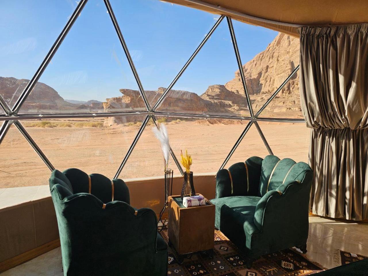Wadi Rum Oscar Camp エクステリア 写真