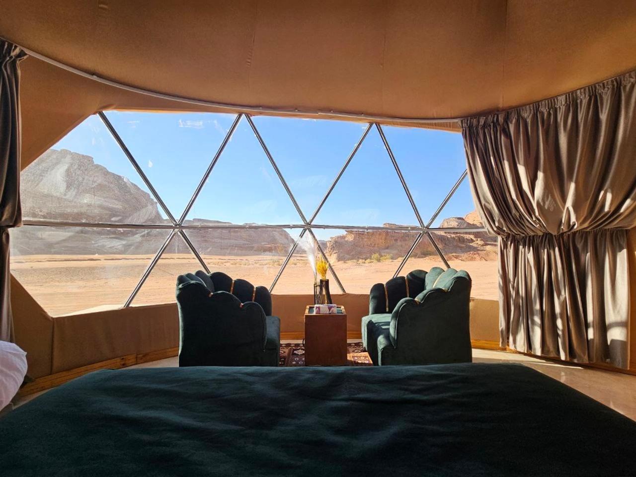 Wadi Rum Oscar Camp エクステリア 写真