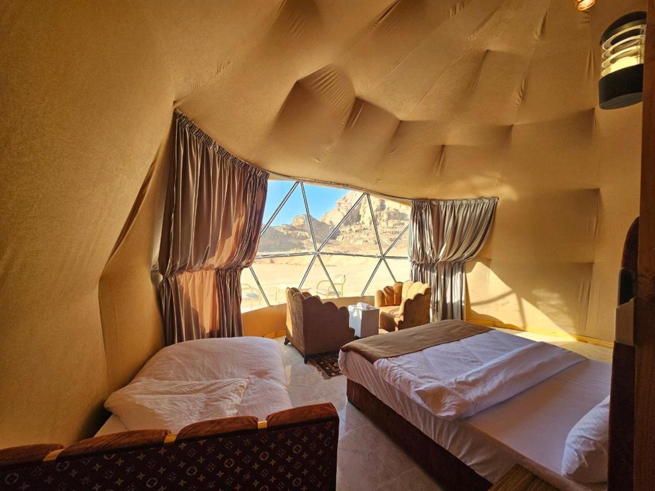 Wadi Rum Oscar Camp エクステリア 写真
