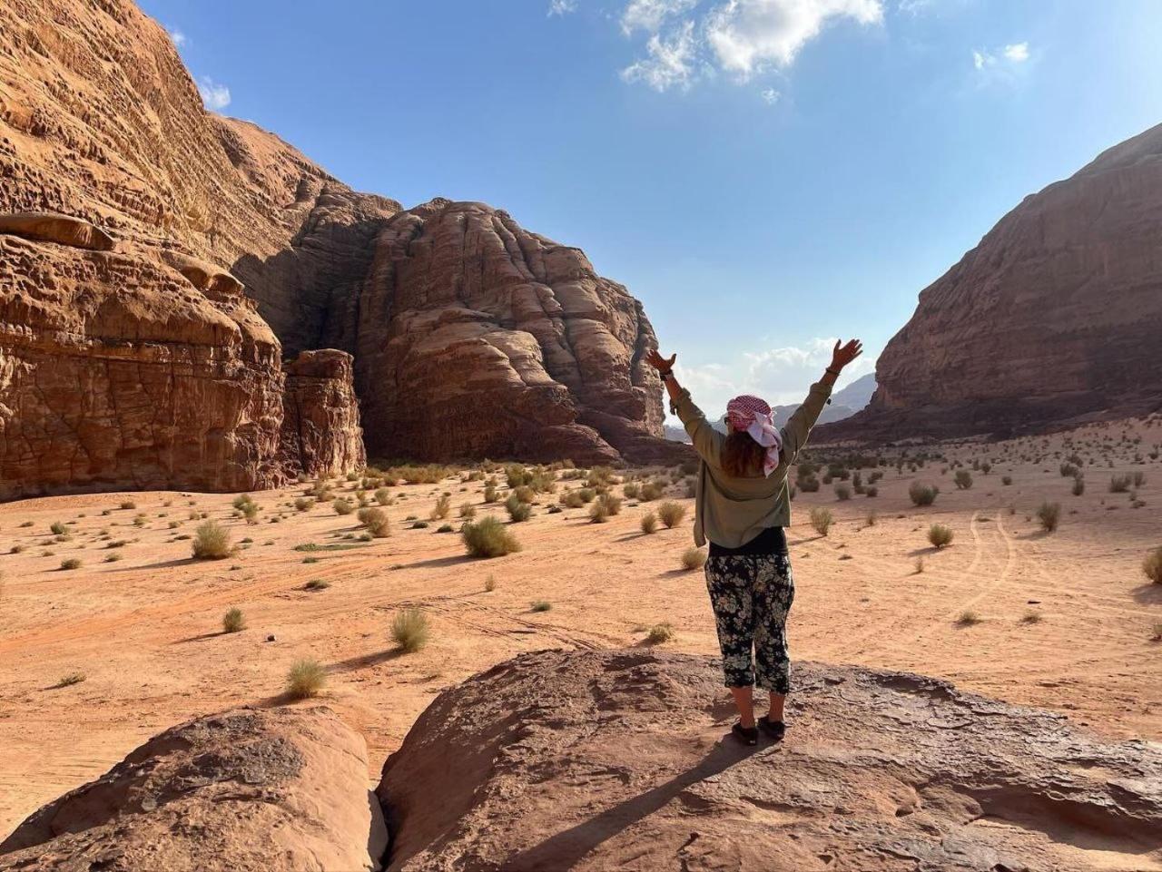 Wadi Rum Oscar Camp エクステリア 写真