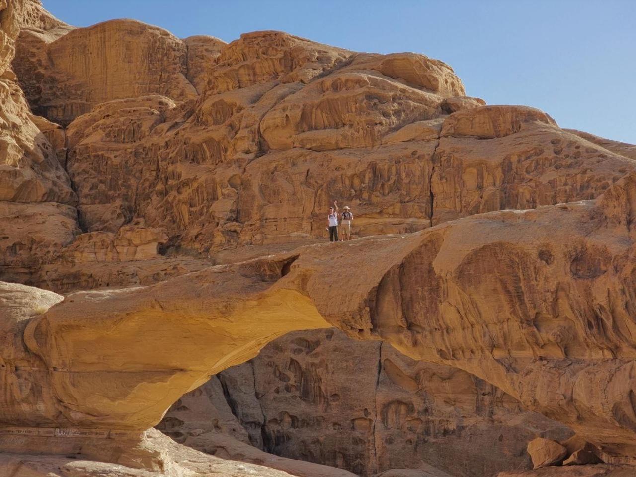 Wadi Rum Oscar Camp エクステリア 写真