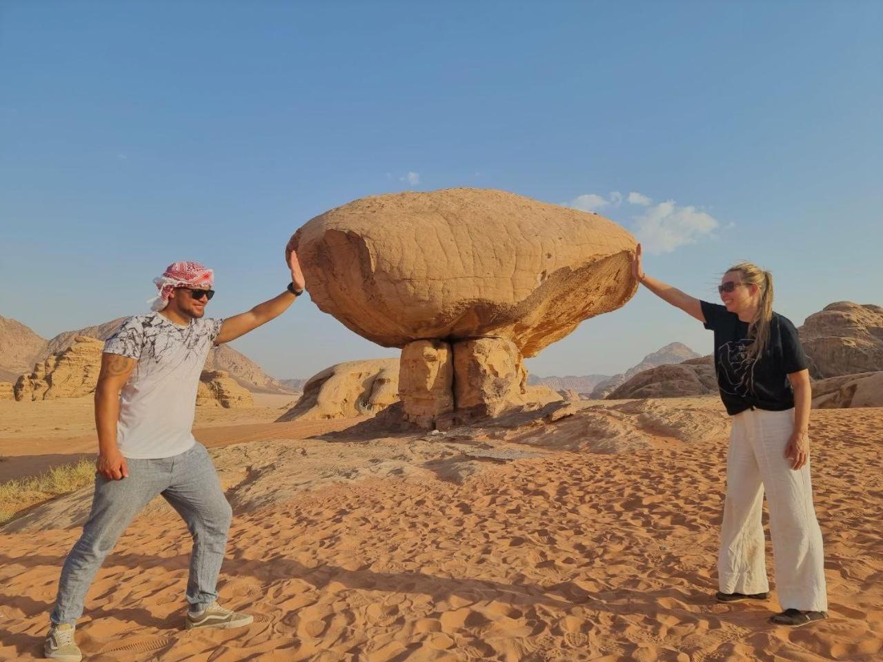 Wadi Rum Oscar Camp エクステリア 写真